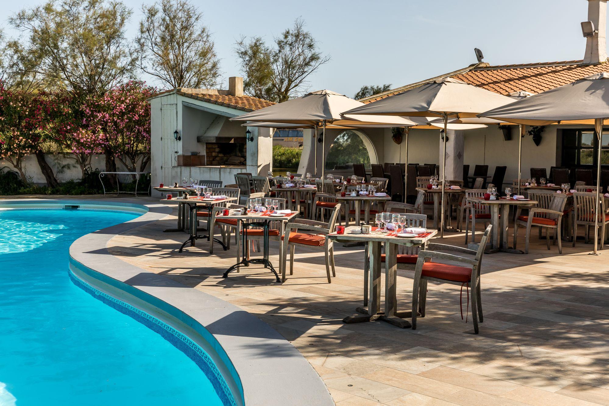 Les Bains Gardians Hotel Saintes-Maries-de-la-Mer Bagian luar foto