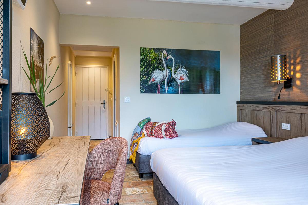 Les Bains Gardians Hotel Saintes-Maries-de-la-Mer Bagian luar foto